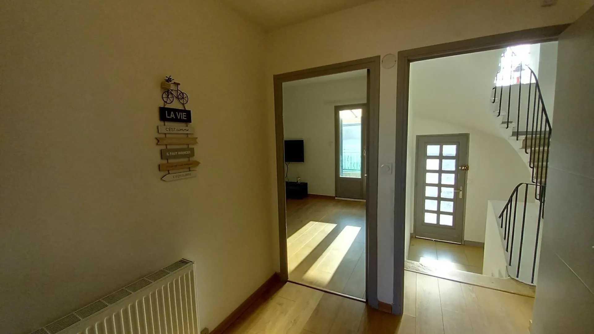 Apartment Appartement T3 En Duplex Proche Gare Sncf Avec Parking A Montelimar France