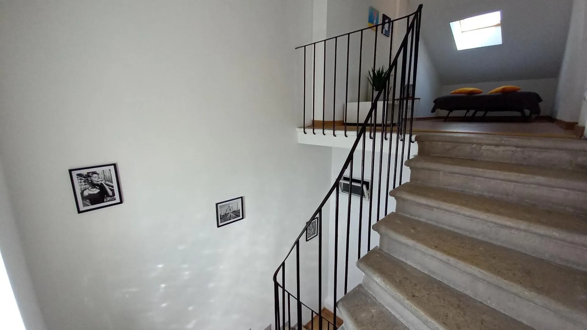 Apartment Appartement T3 En Duplex Proche Gare Sncf Avec Parking A Montelimar
